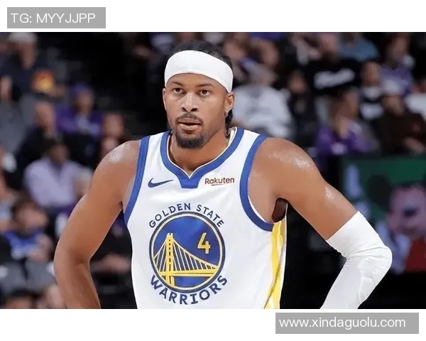 灰熊与勇士精彩对决全场比赛录像回顾与精彩瞬间分析